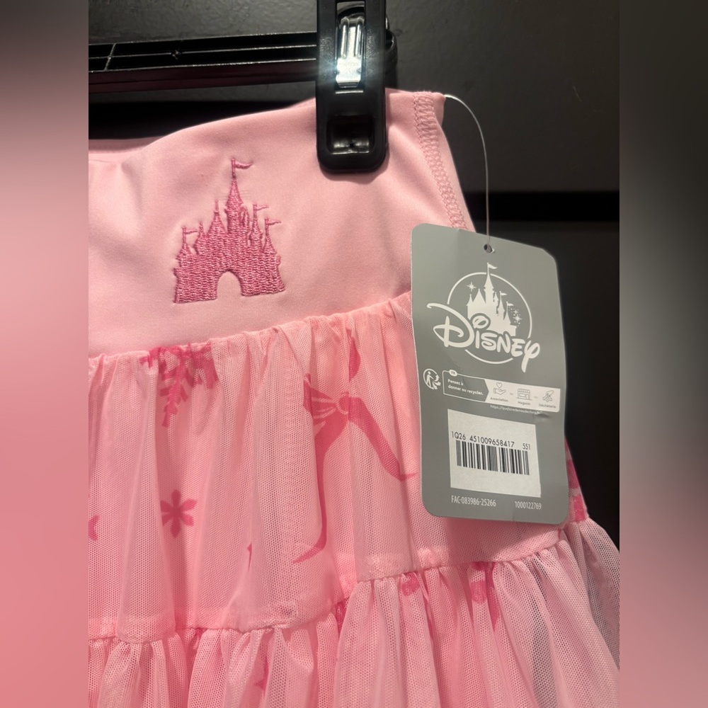 Disney Fantasyland Castle Holiday Mesh Skort Skirt Activewear tulle Pink XS NWT - Picture 8 of 13